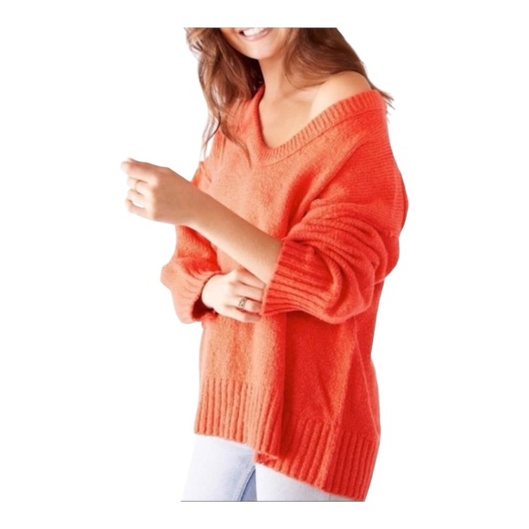 Free People Sweaters - Free People Brookside Tunic Sweater
Love Light